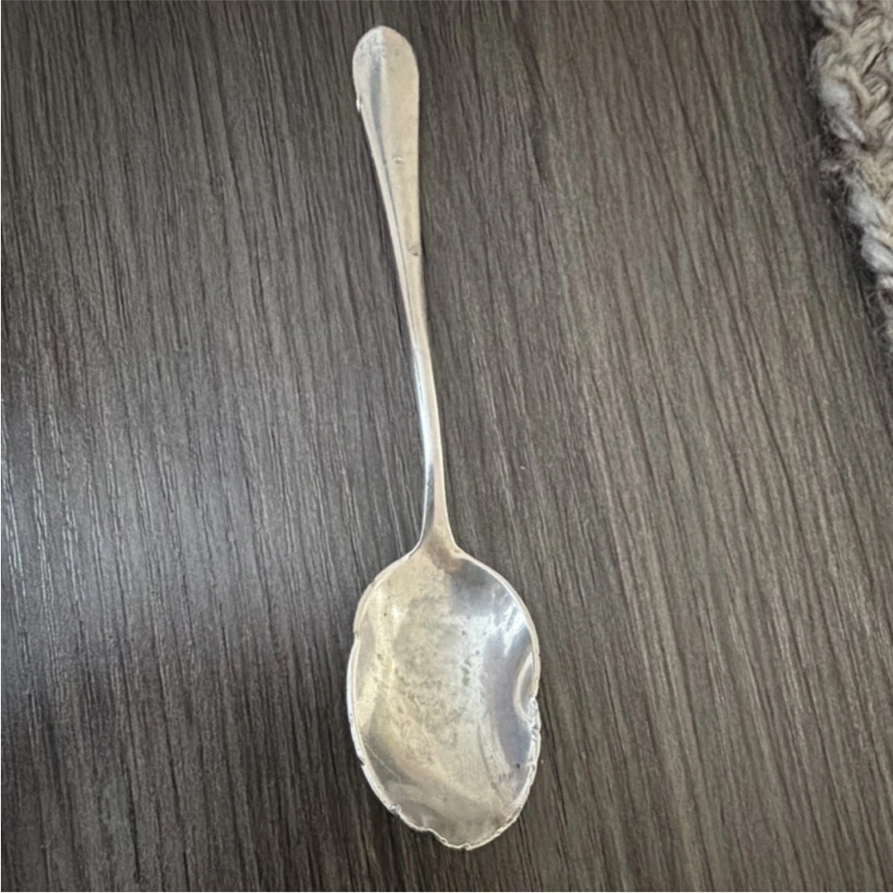 Coci Antique Sterling Silver (.925)
Spoon Marked 'Sterling' Collectible
Flatware